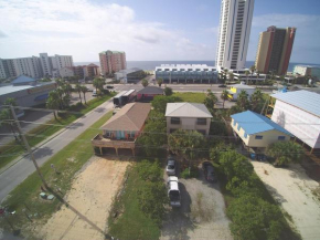 3 Palms East